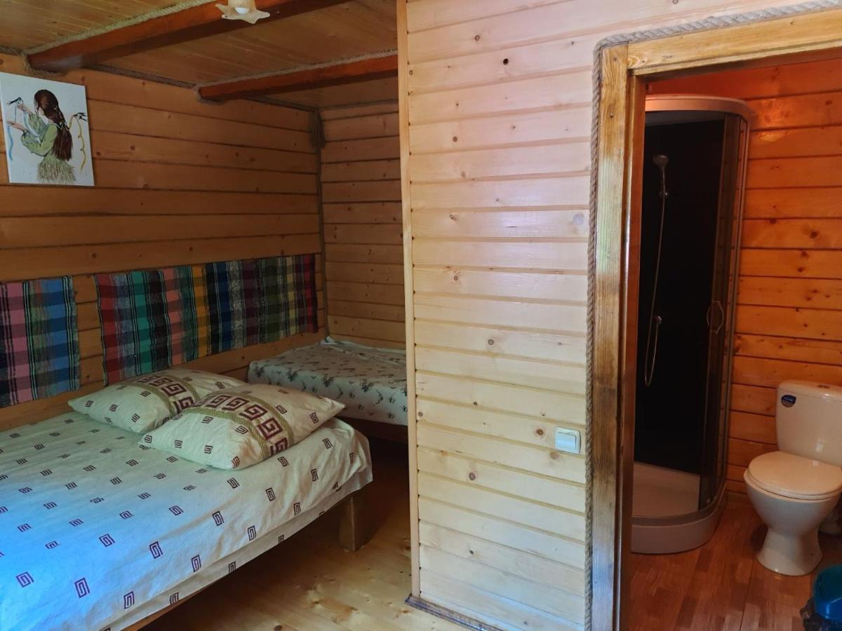 Hotel Крайня Хата Synevyrsʼka Polyana Exterior foto